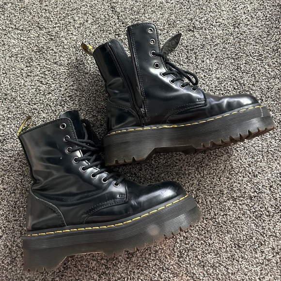 Dr. Martens Shoes - Doc Marten Jadon